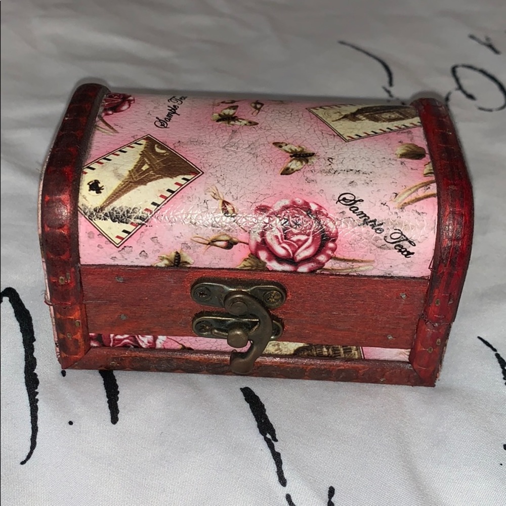 Jewelry boxes